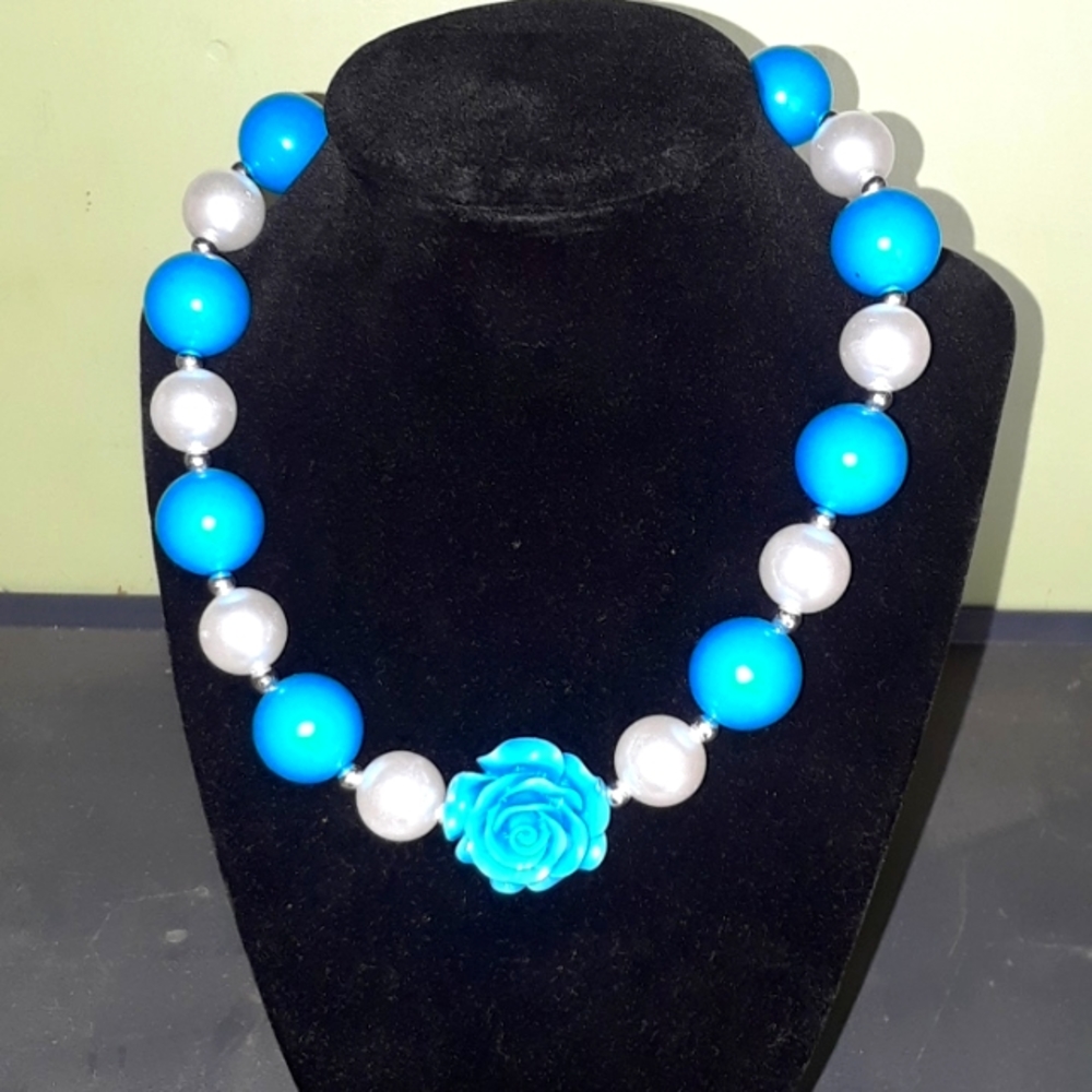 Kids Bubblegum Style Necklace